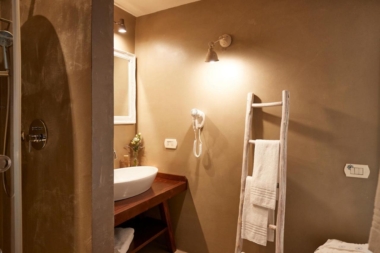 ベルナルダ Borgo San Gaetano Bed & Breakfast エクステリア 写真