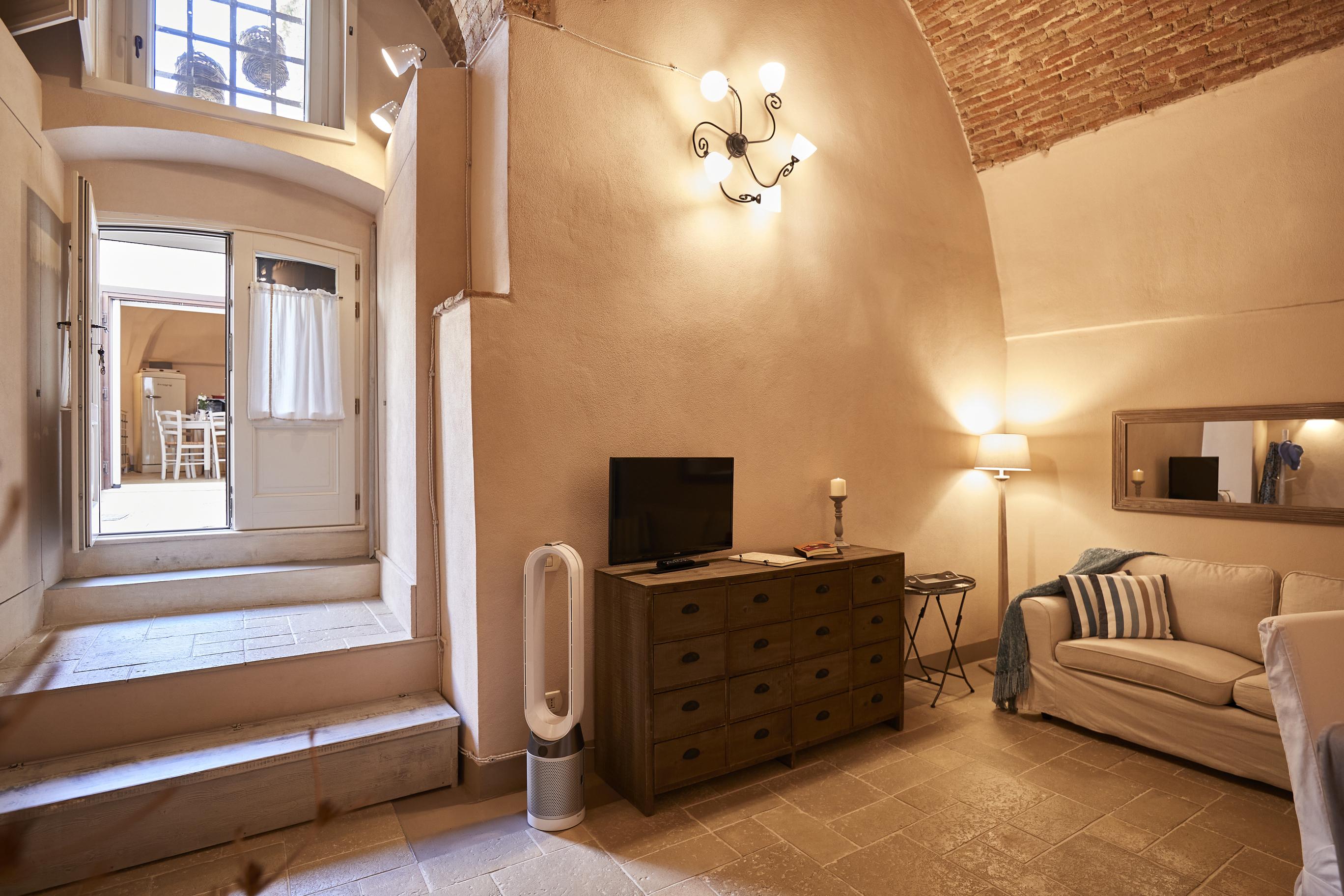 ベルナルダ Borgo San Gaetano Bed & Breakfast エクステリア 写真