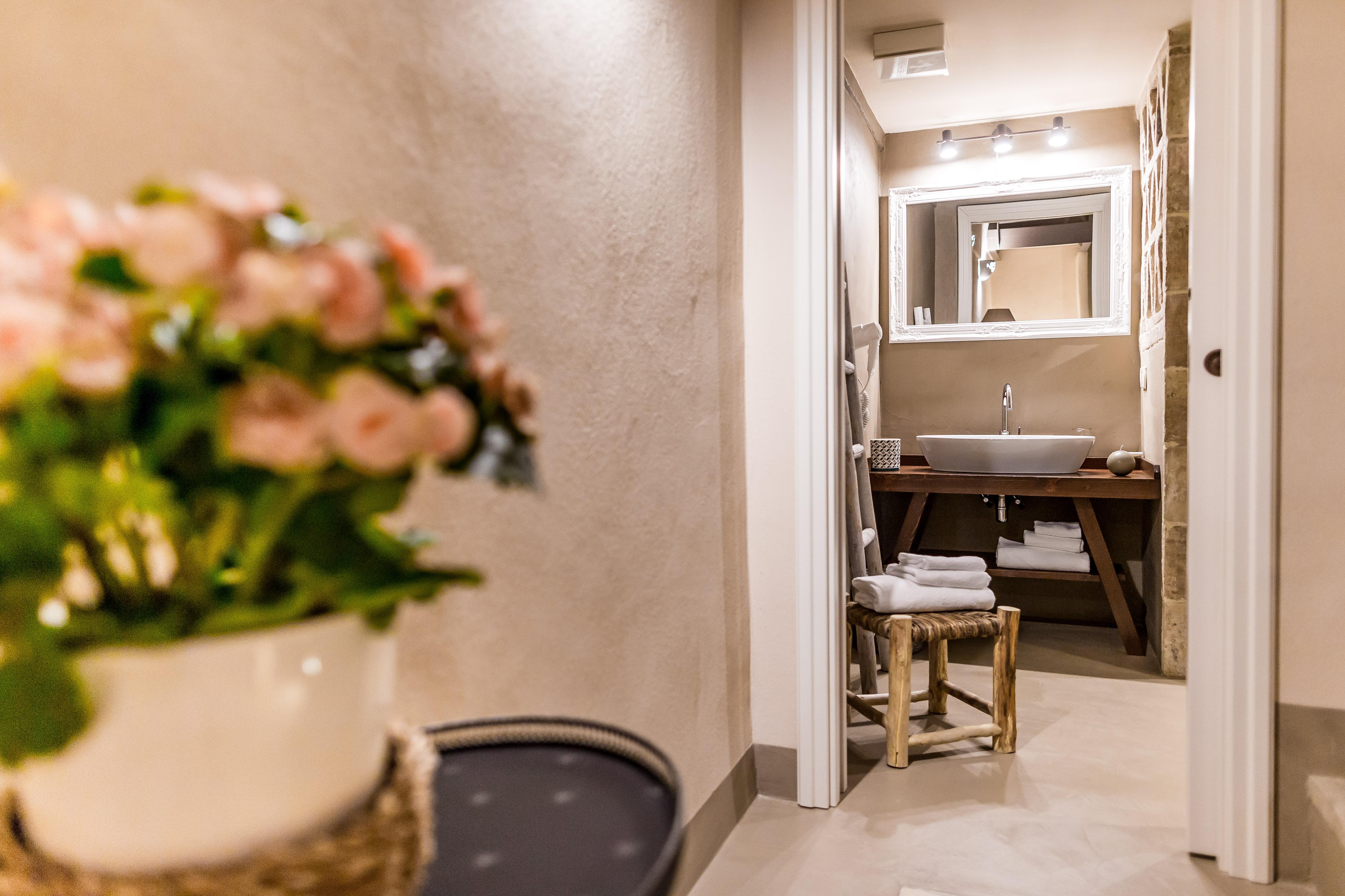 ベルナルダ Borgo San Gaetano Bed & Breakfast エクステリア 写真