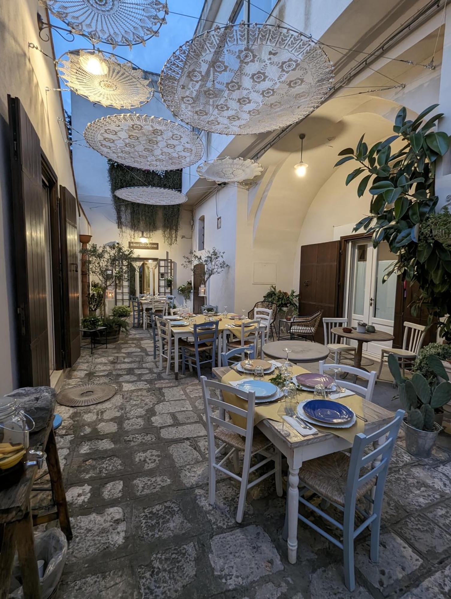 ベルナルダ Borgo San Gaetano Bed & Breakfast エクステリア 写真