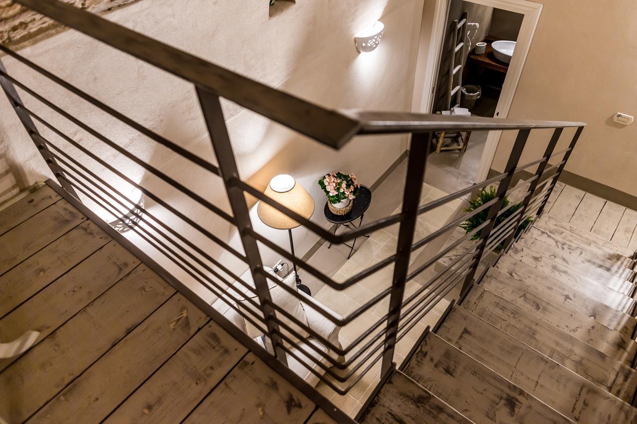 ベルナルダ Borgo San Gaetano Bed & Breakfast エクステリア 写真