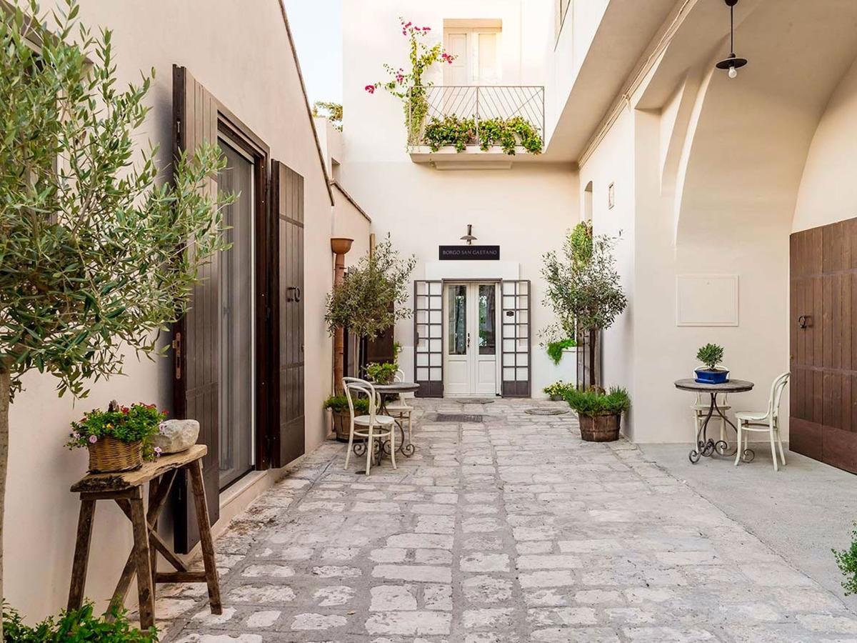 ベルナルダ Borgo San Gaetano Bed & Breakfast エクステリア 写真