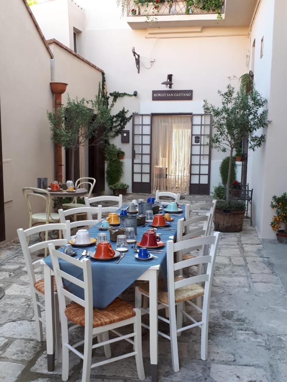 ベルナルダ Borgo San Gaetano Bed & Breakfast エクステリア 写真